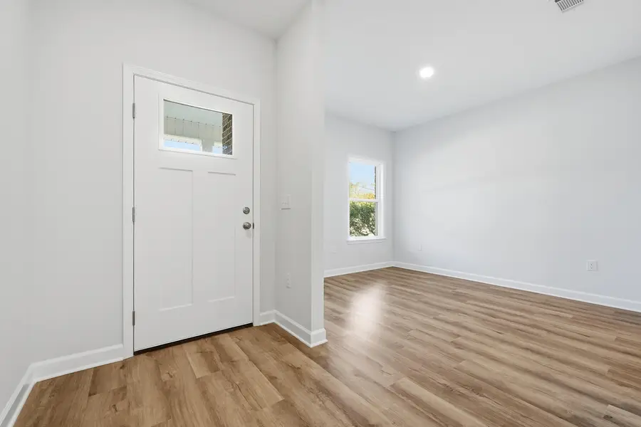 71 Spooner Street, Defuniak Springs, FL 32433 - #3