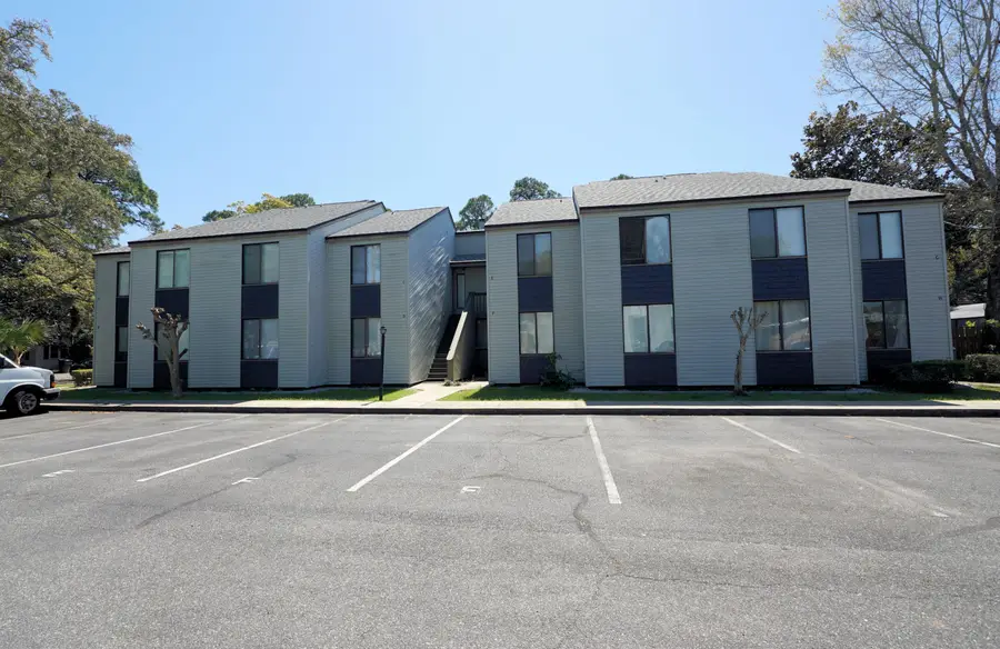 132 SE Elm Avenue #E, Fort Walton Beach, FL 32548 - #3