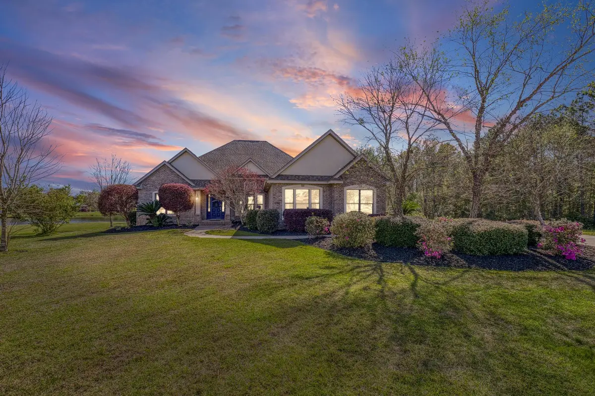 5746 Highland Lake Drive, Milton, FL 32583 - #1