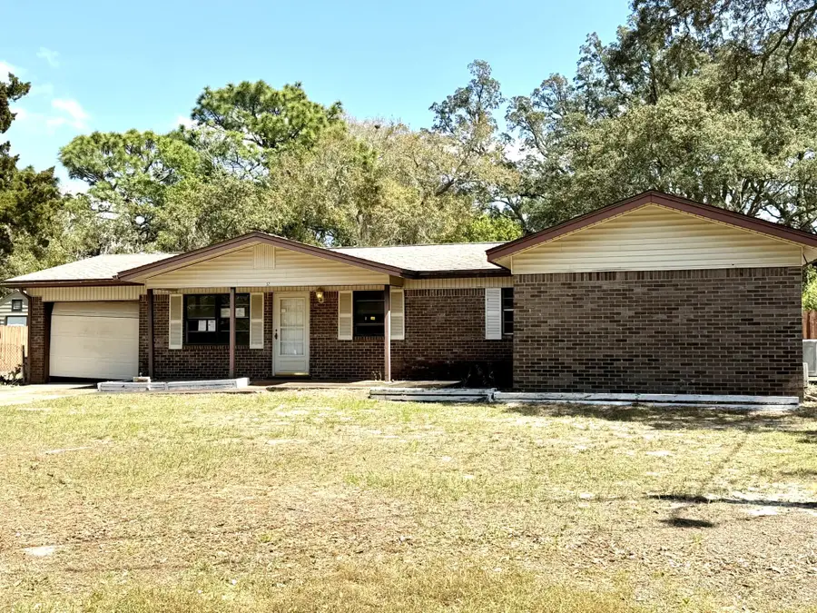 52 Berwick Circle, Shalimar, FL 32579 - #2
