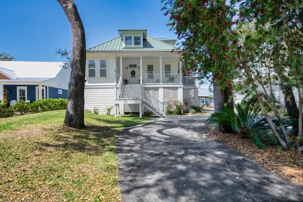 1422 Lagrange Road, Freeport, FL 32439