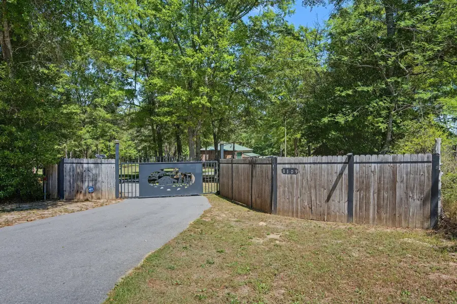 8109 Highway 189, Baker, FL 32531 - #2