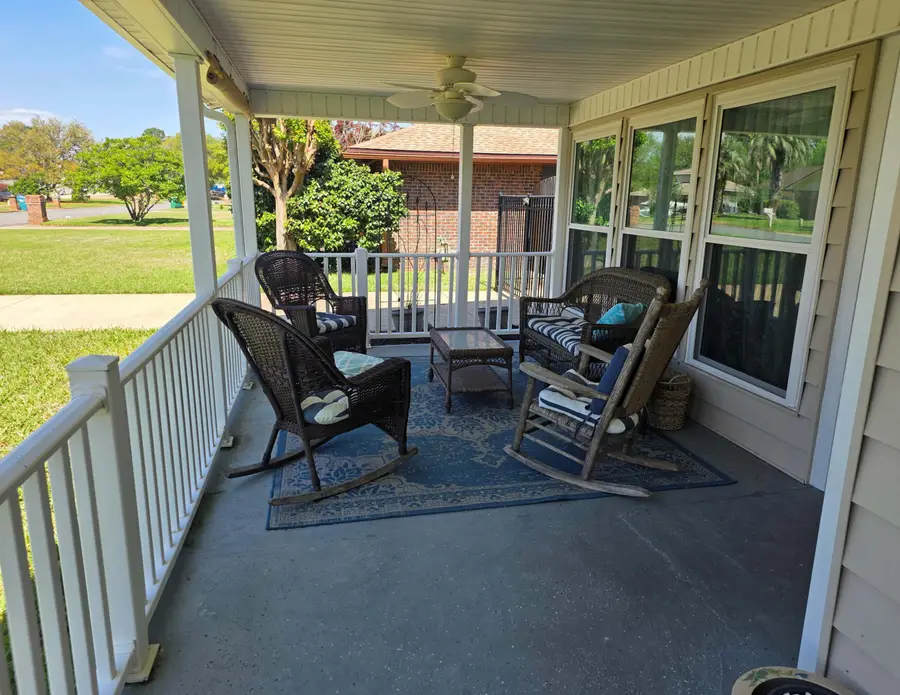 19 Lake Lorraine Circle, Shalimar, FL 32579 - #3