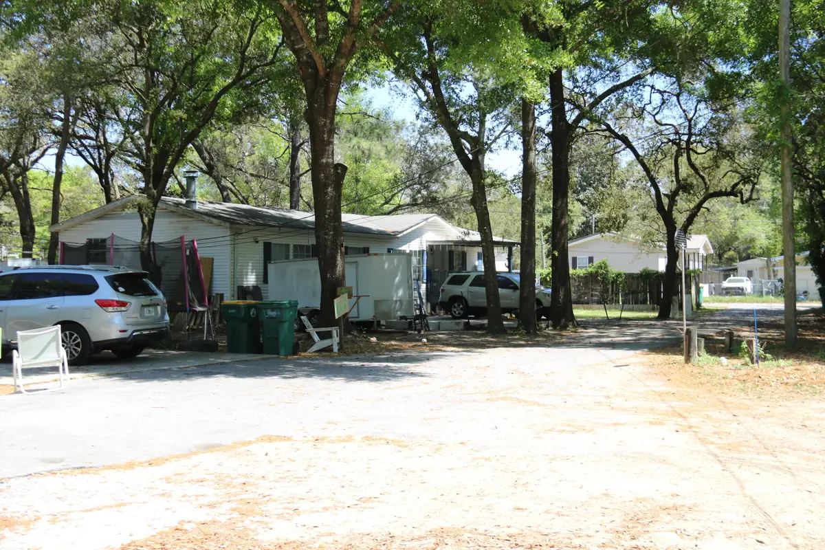 924A Mcfarlan Avenue, Fort Walton Beach, FL 32547 - #1