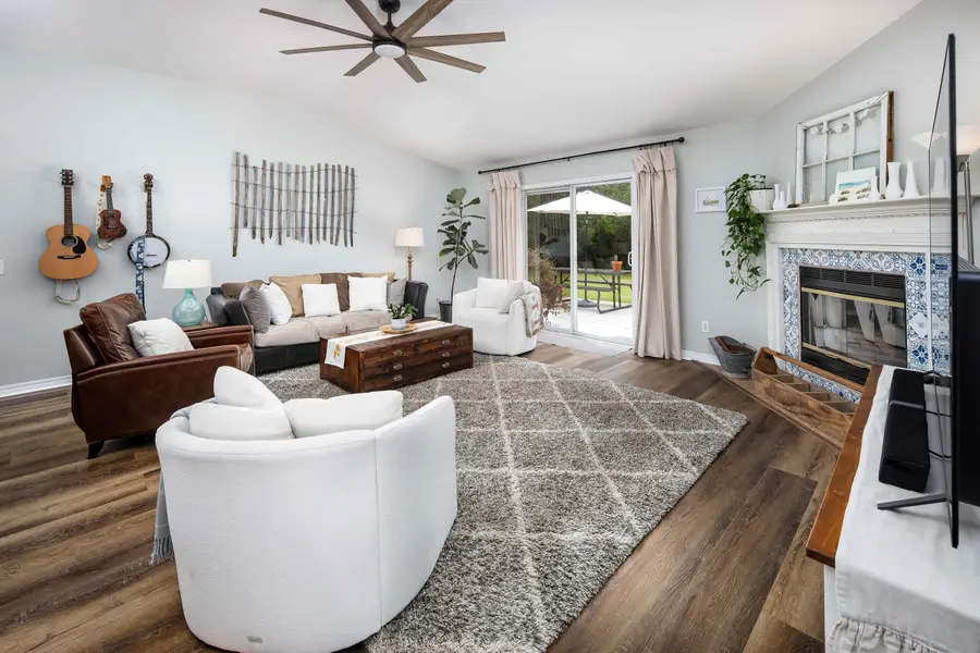 2400 Crescent Road, Navarre, FL 32566 - #2