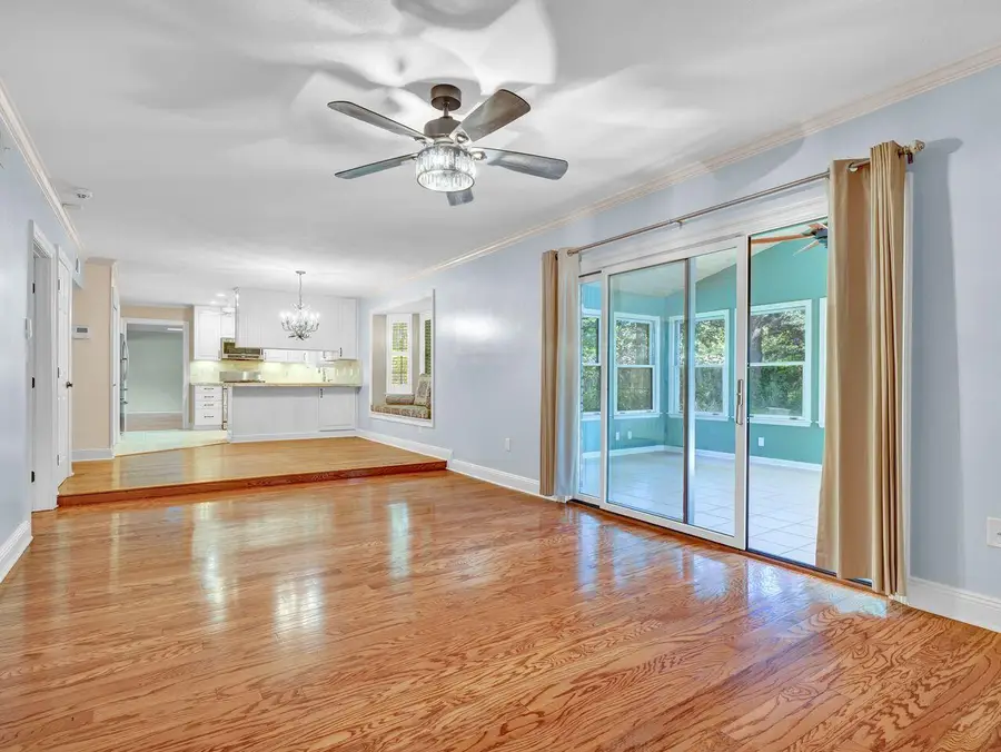 700 NE Country Club Avenue, Fort Walton Beach, FL 32547 - #2