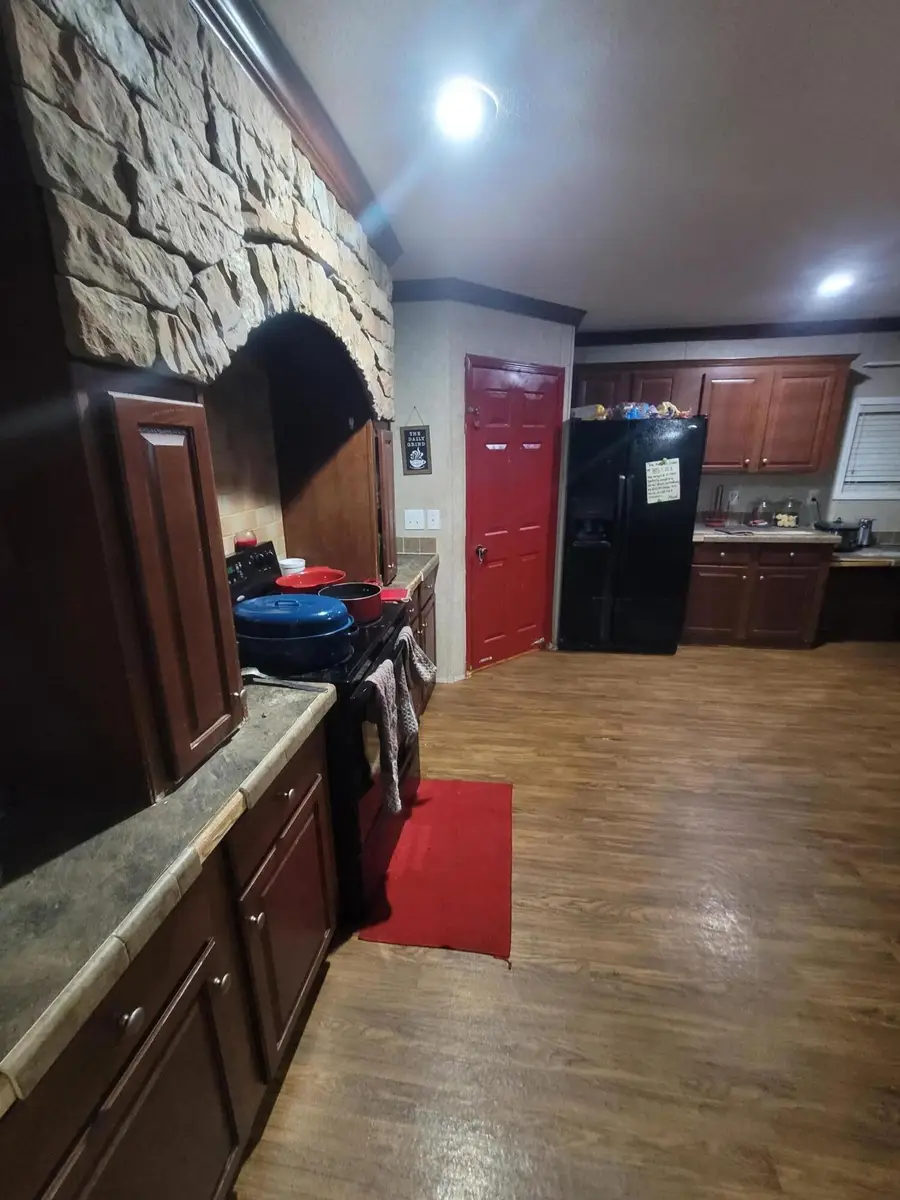 511 Howlin Road, Defuniak Springs, FL 32433 - #3