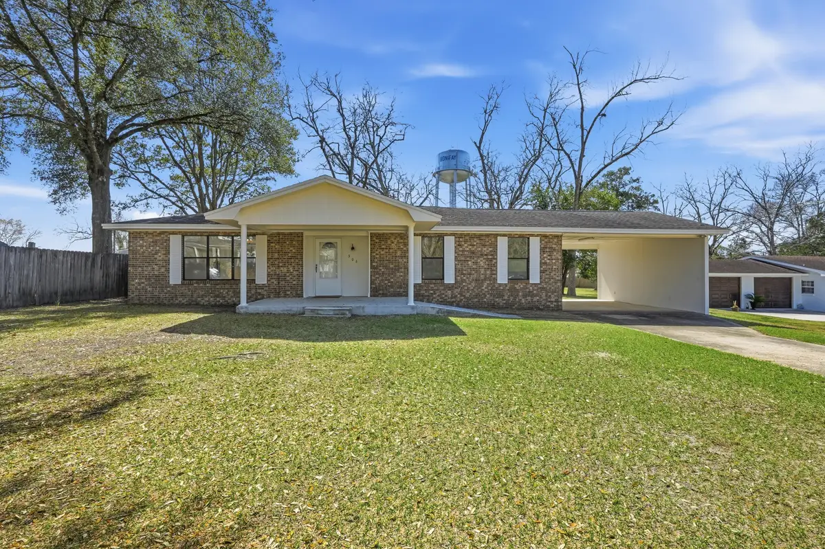 306 W Kansas Street, Bonifay, FL 32425 - #1