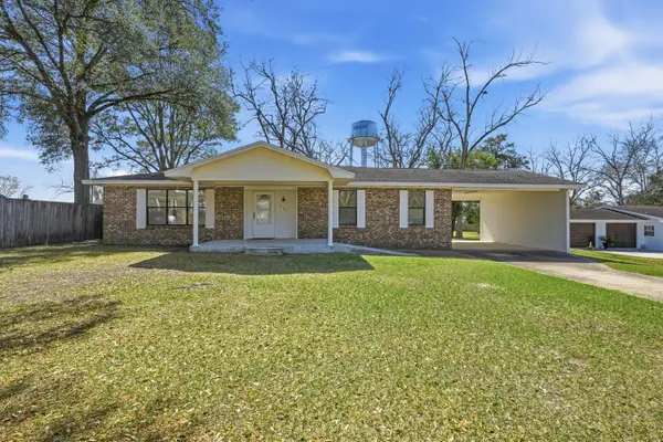 306 W Kansas Street, Bonifay, FL 32425