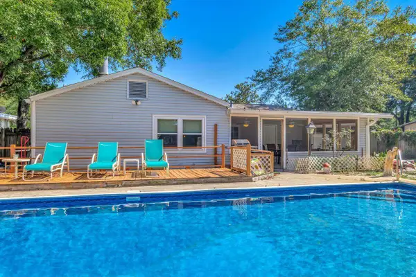 17 NW Highland Drive, Fort Walton Beach, FL 32548