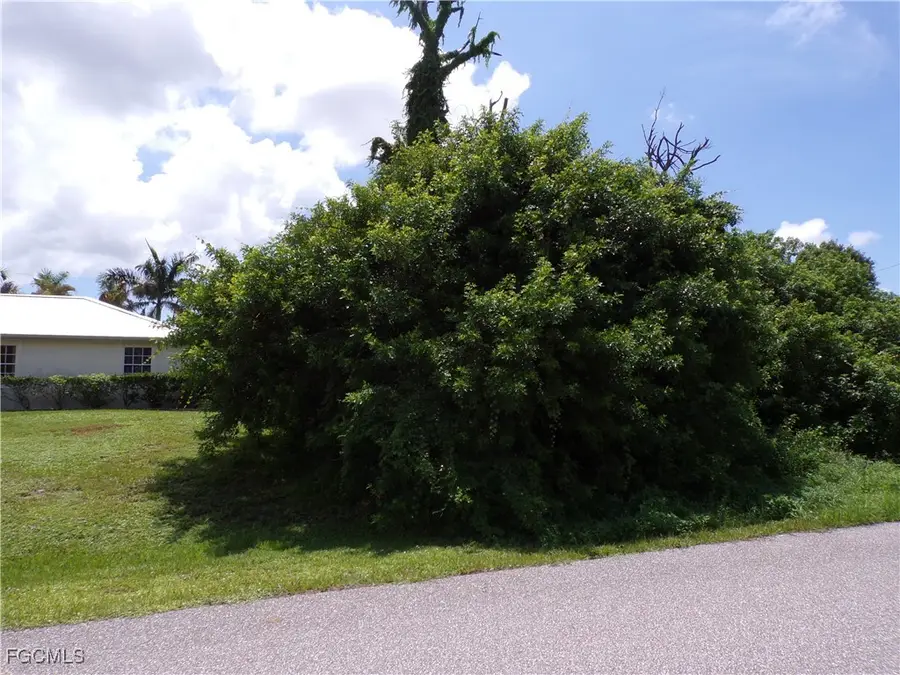 2466 Fourwind Street, Port Charlotte, FL 33948 - #2