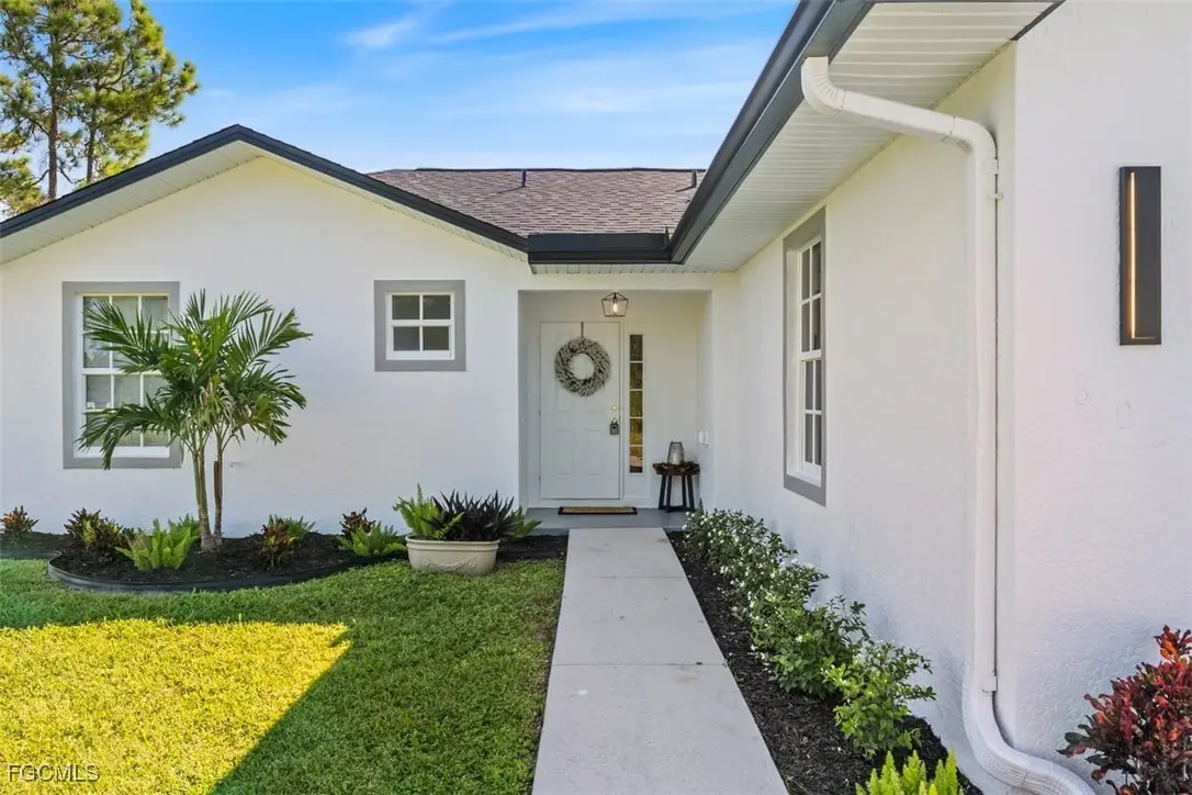 805 Puccini Avenue S, Lehigh Acres, FL 33974 - Image #1