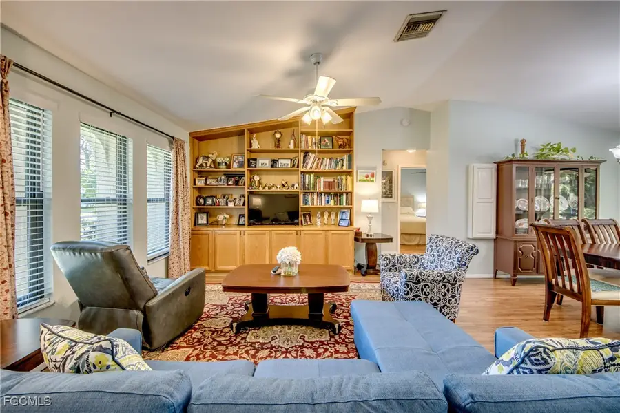 912 SE 22nd Street, Cape Coral, FL 33990 - #3