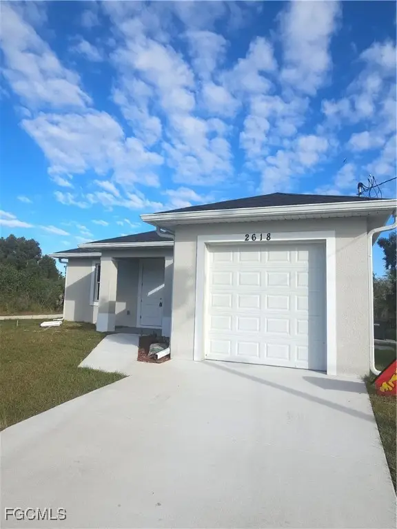 2618 25th Street W, Lehigh Acres, FL 33971