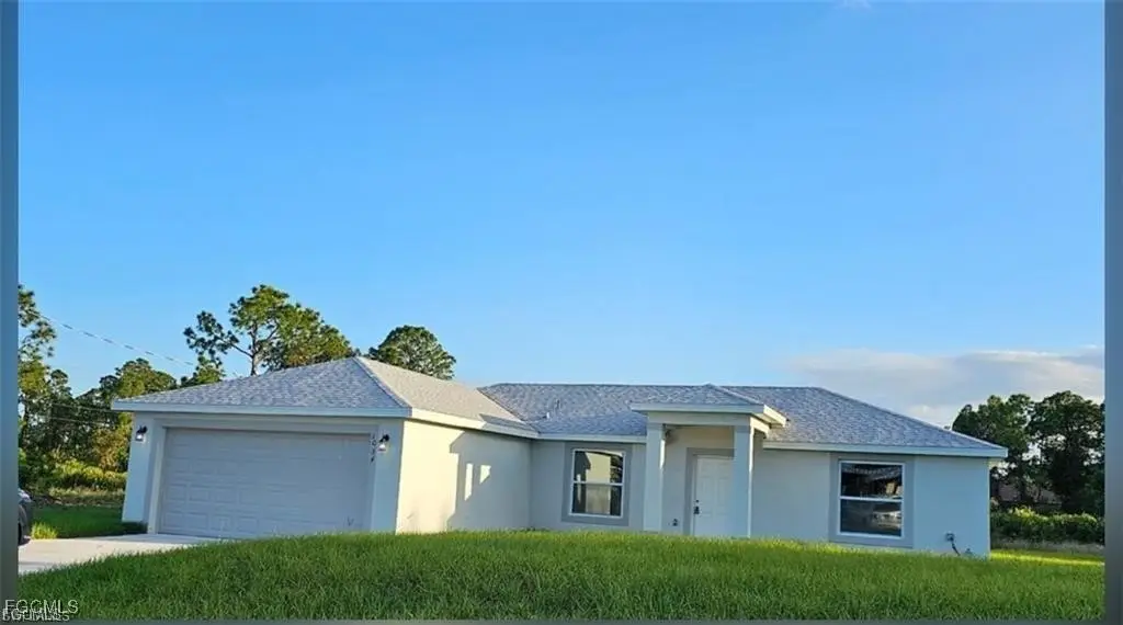 917 Martha Avenue S, Lehigh Acres, FL 33974 - Image #1