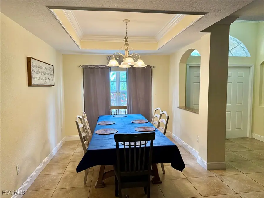 843 Santa Lucia Avenue S, Lehigh Acres, FL 33974 - Image #3