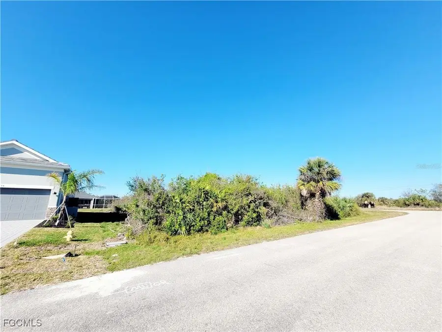 14442 Amestoy Avenue, Port Charlotte, FL 33981 - #2