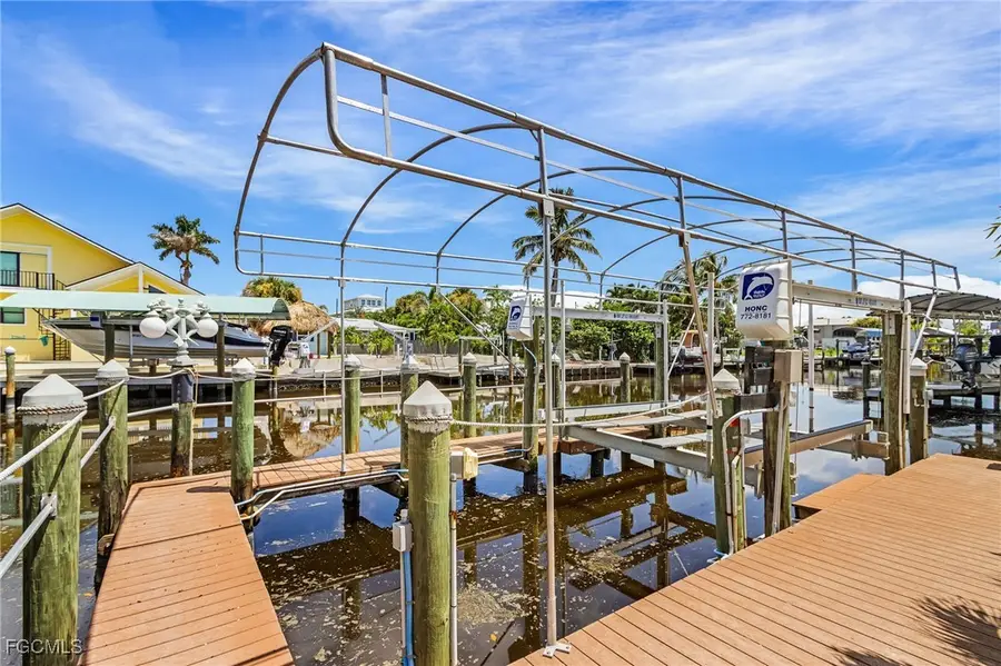 2368 Date Street, Saint James City, FL 33956 - Image #3