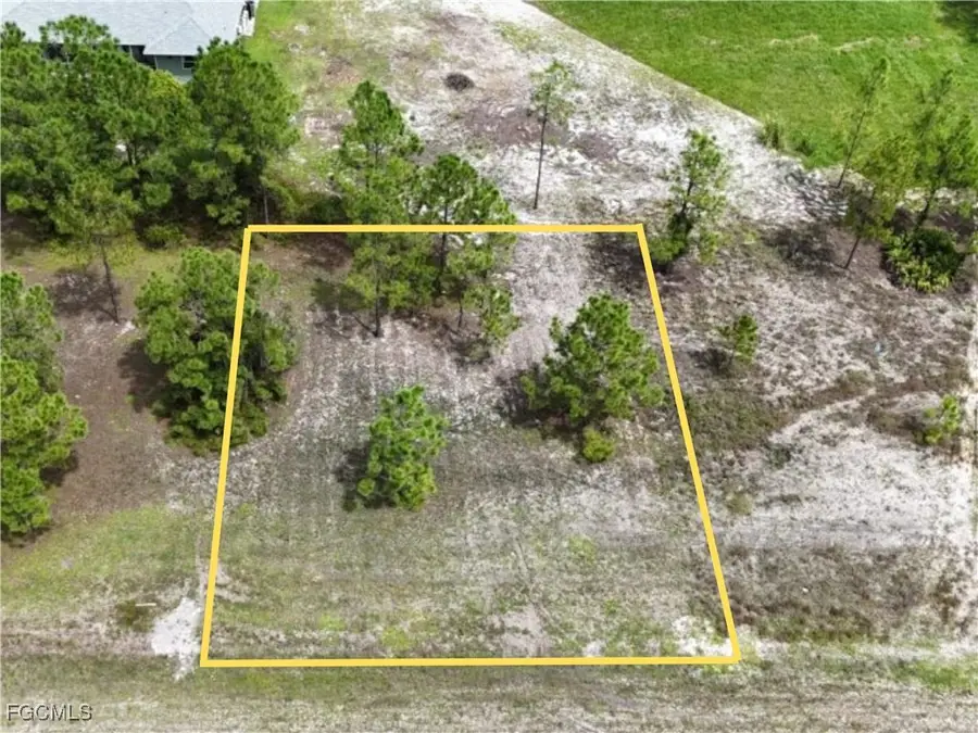 655 Jaguar Boulevard, Lehigh Acres, FL 33974 - Image #3