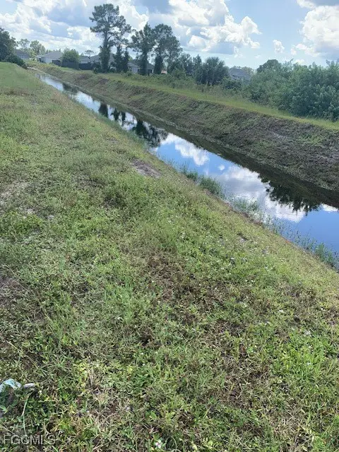 3125 38th Street Sw, Lehigh Acres, FL 33976 - Image #2