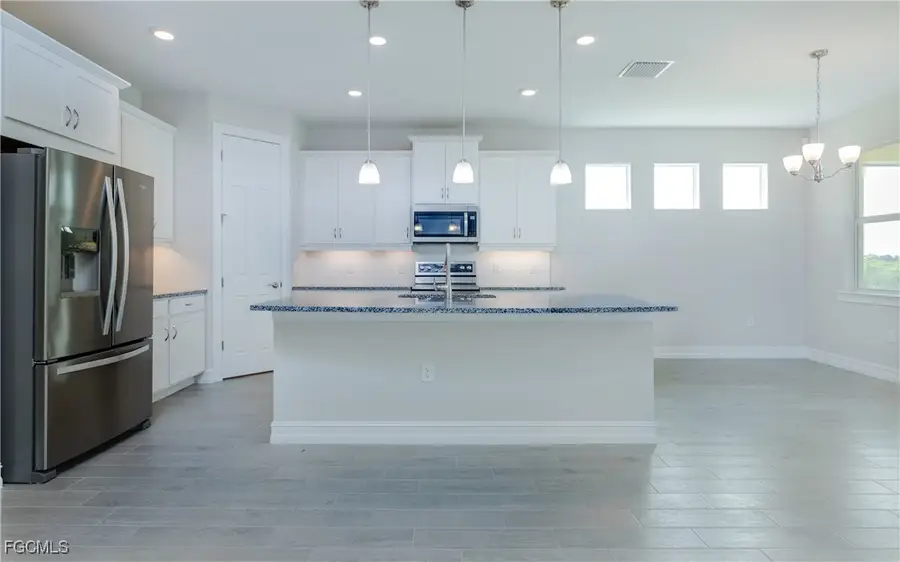 374 Spring Hill Lake Loop, Cape Coral, FL 33993 - Image #3