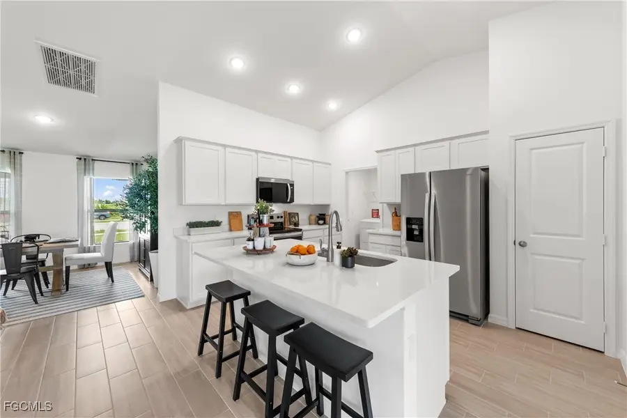 1005 NW 11th Lane, Cape Coral, FL 33993 - Image #2