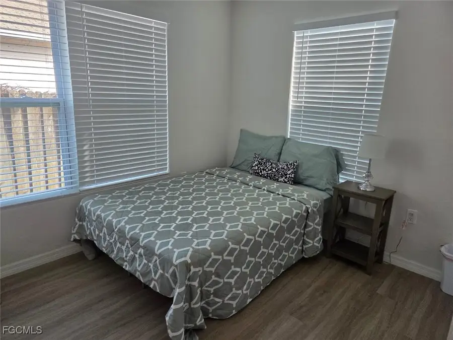 1144 46th Street S, Saint Petersburg, FL 33711 - Image #3