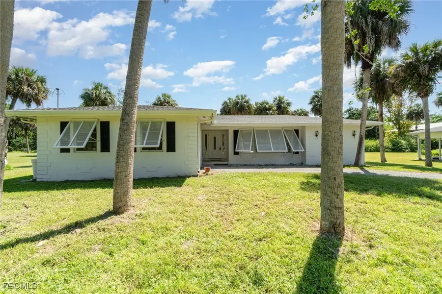 7058 Maida Lane, Fort Myers, FL 33907 - Image #2