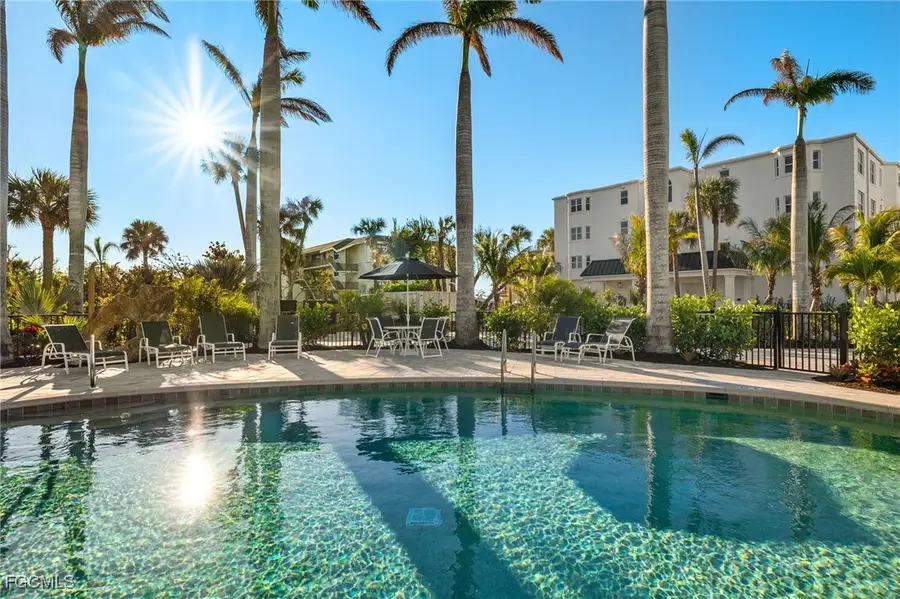 2549 W Gulf Drive #106, Sanibel, FL 33957 - Image #3