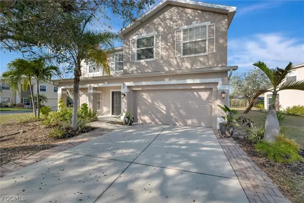 8860 Falcon Pointe Loop, Fort Myers, FL 33912