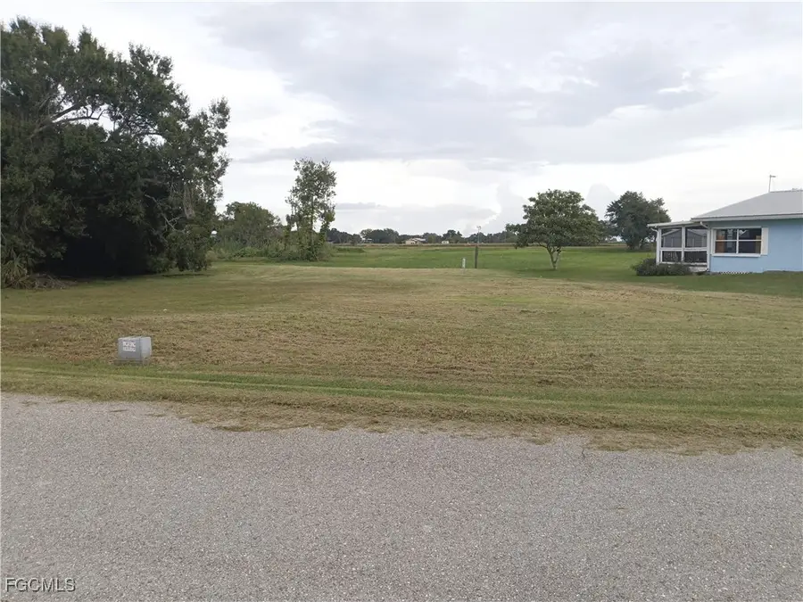 918 Thatcher Boulevard, Moore Haven, FL 33471 - Image #2