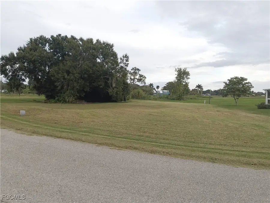 820 Thatcher Boulevard, Moore Haven, FL 33471 - Image #3