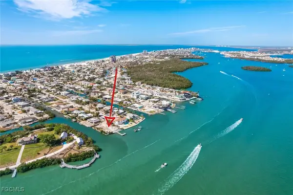 474 Washington Court, Fort Myers Beach, FL 33931