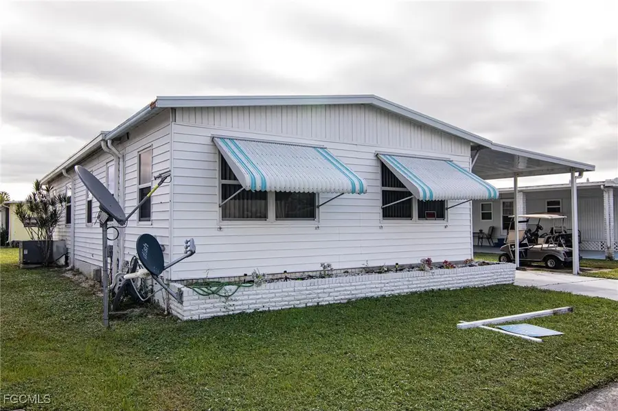 653 Future Drive, North Fort Myers, FL 33917 - Image #3