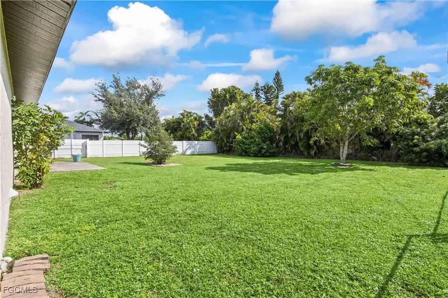 3811 SW 6th Avenue, Cape Coral, FL 33914 - Image #3