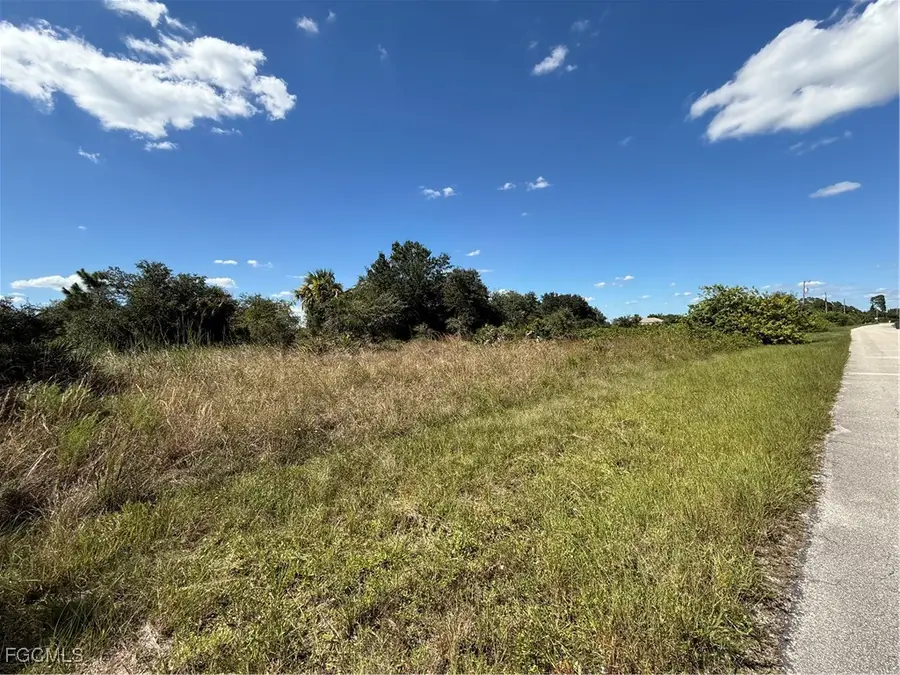 1272 Blaine Avenue, Fort Myers, FL 33913 - Image #2