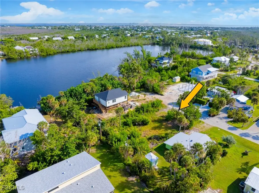 967 Fitzhugh Street, Sanibel, FL 33957 - Image #2