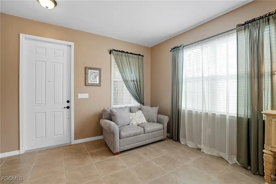 8591 Sumner Avenue, Fort Myers, FL 33908 - Image #3
