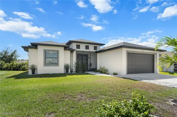 3713 25th Street Sw, Lehigh Acres, FL 33976