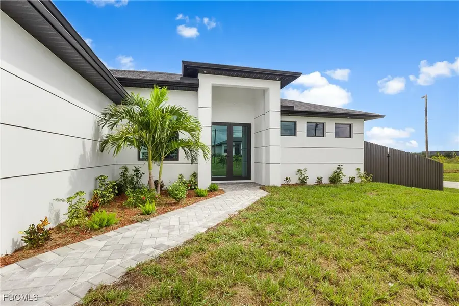 1309 NE 21st Avenue, Cape Coral, FL 33909 - Image #2