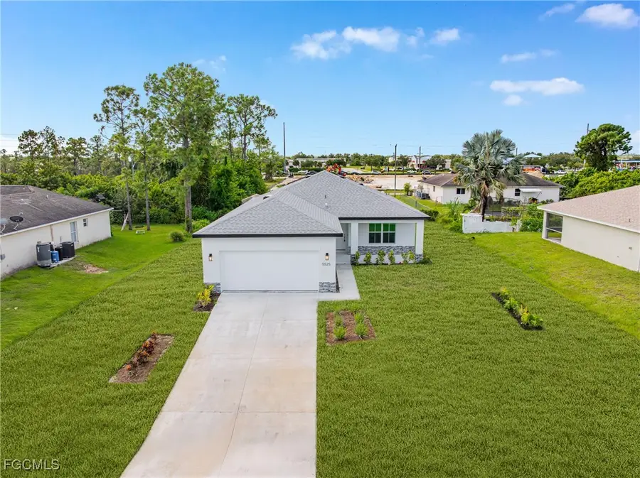 5525 Berryman Street, Lehigh Acres, FL 33971 - Image #2