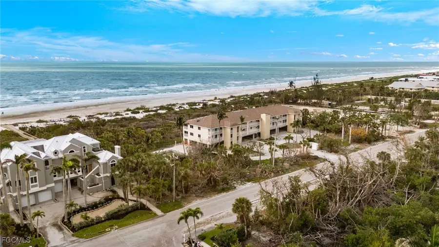 527 E Gulf Drive #204, Sanibel, FL 33957 - Image #2