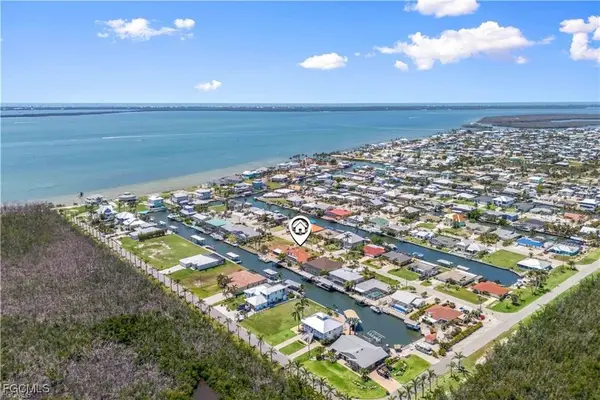 2420 Cherimoya Lane, St James City, FL 33956