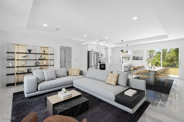 2916 Dora Avenue N, Lehigh Acres, FL 33971