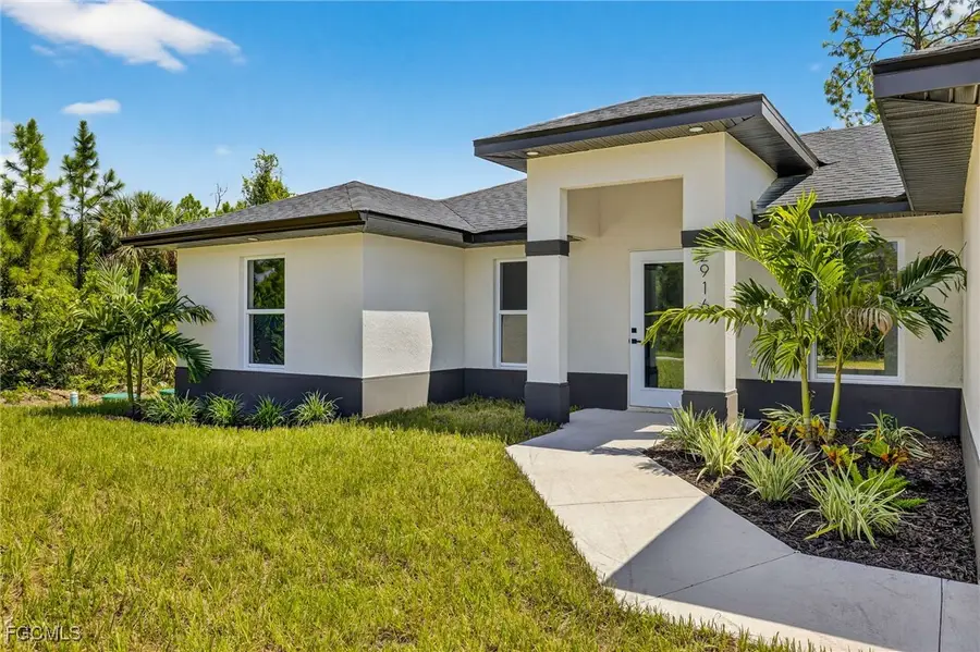 2916 Dora Avenue N, Lehigh Acres, FL 33971 - Image #3