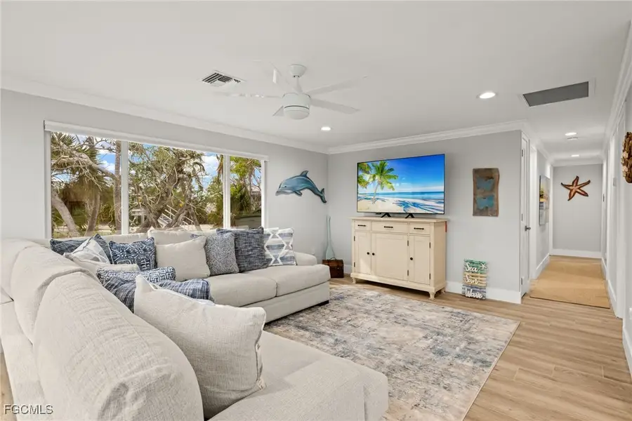 1825 Middle Gulf Drive, Sanibel, FL 33957 - Image #3