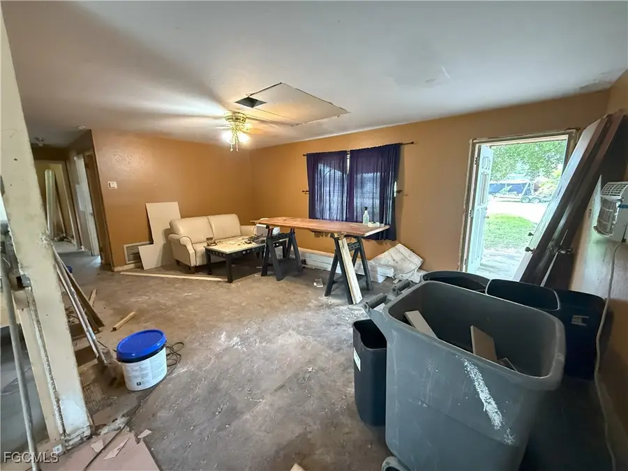 1129 Cherokee Avenue, Lehigh Acres, FL 33936 - Image #3