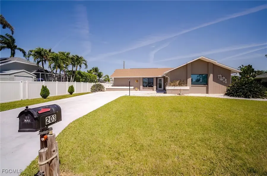 203 SE 43rd Terrace, Cape Coral, FL 33904 - Image #2