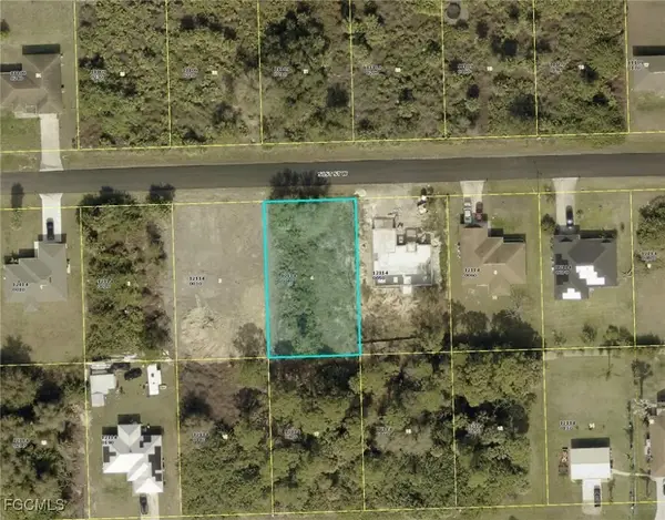 3215 51st Street W, Lehigh Acres, FL 33971