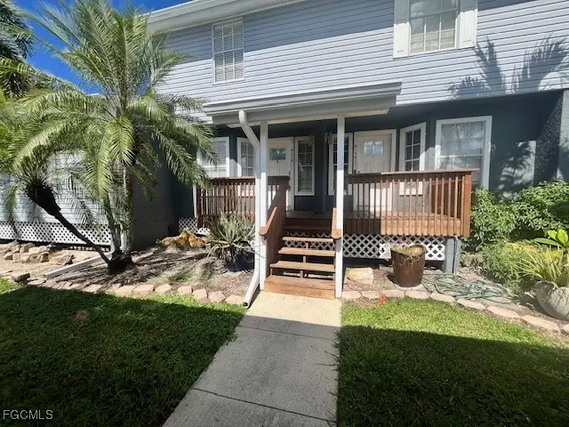 6156 Lake Front Drive, Fort Myers, FL 33908 - Image #2